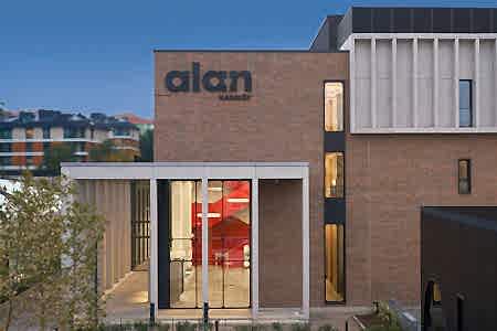 Alan Bakı